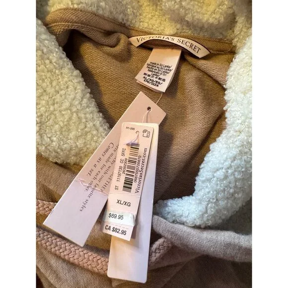 Victoria Secret Hoodie Shorts Set Size XL Soft Stretchy NWT $70 - Picture 7 of 13